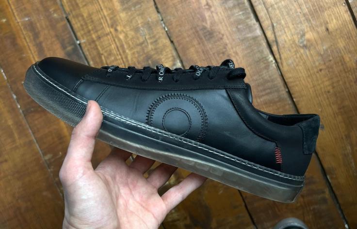 Skodon 2B04N8 svart spöke män Oliver Cabell låg 114