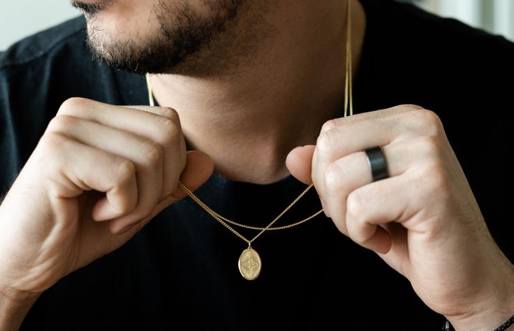 Tillbehör 2B04N209 guld män Oliver Cabell duva hänge halsband